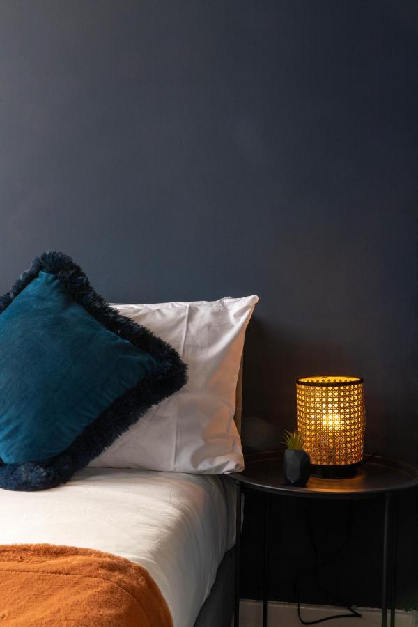 Stylish Jewellery Quarter Apartment Sleeps 4 バーミンガム エクステリア 写真