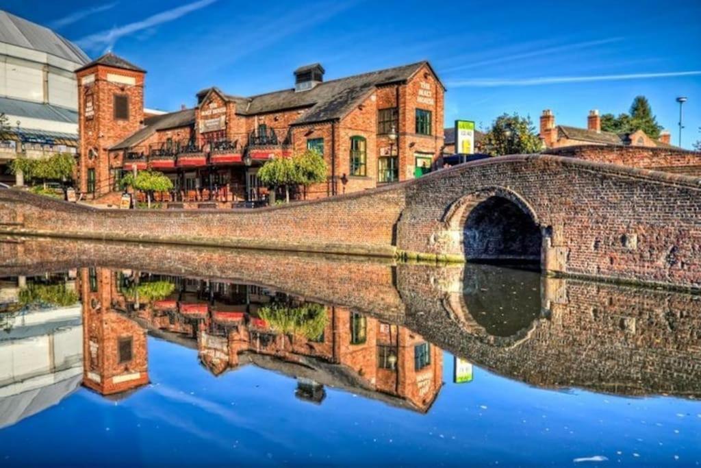 Stylish Jewellery Quarter Apartment Sleeps 4 バーミンガム エクステリア 写真