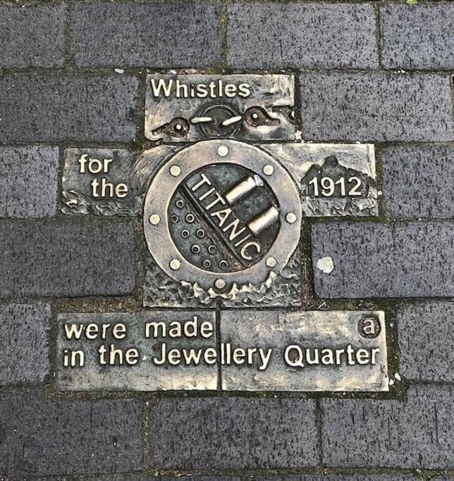 Stylish Jewellery Quarter Apartment Sleeps 4 バーミンガム エクステリア 写真
